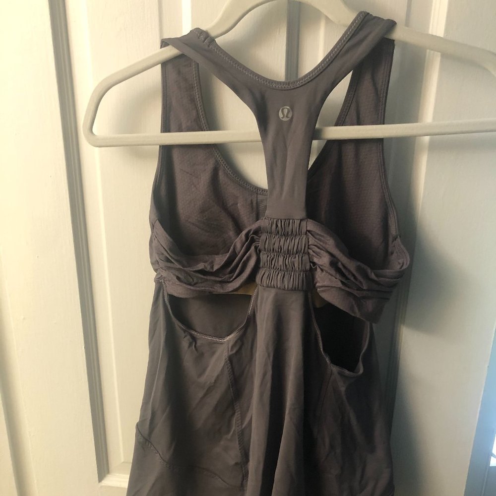 Lululemon Workout Tank SZ 6